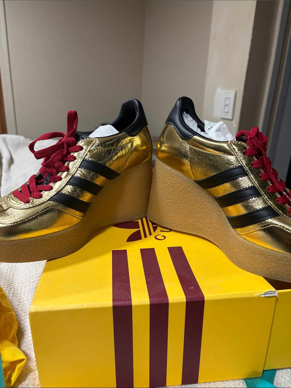 Gucci Metallic Gold Platform Sneakers with Red Laces - Picture 2 of 5